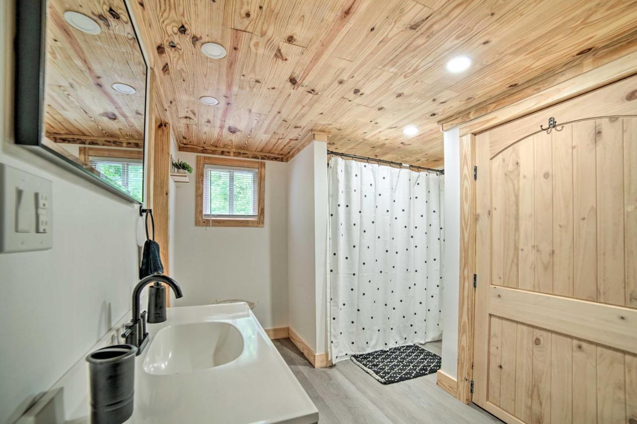 ピジョンフォージ Creekside Ranch With Porch About 2 Mi To Pkwyヴィラ エクステリア 写真