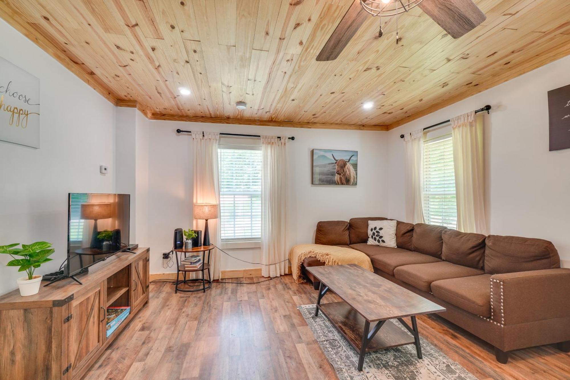 ピジョンフォージ Creekside Ranch With Porch About 2 Mi To Pkwyヴィラ エクステリア 写真