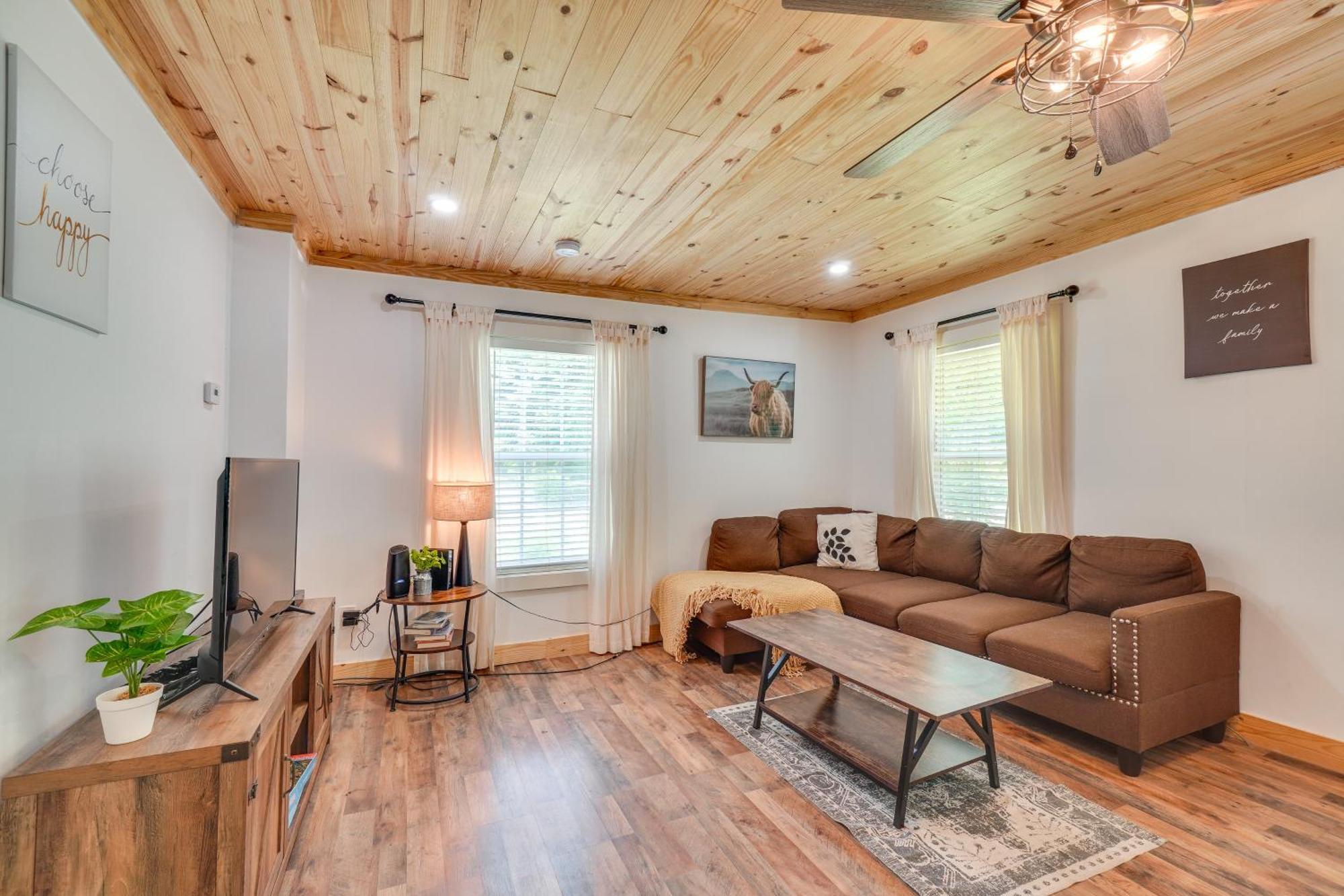 ピジョンフォージ Creekside Ranch With Porch About 2 Mi To Pkwyヴィラ エクステリア 写真